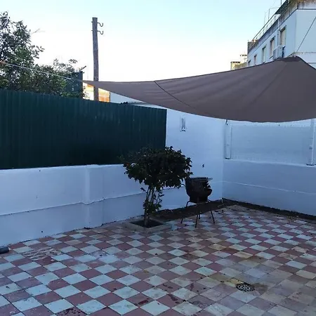 Memoria 49 Terrace Apartment Lisbon